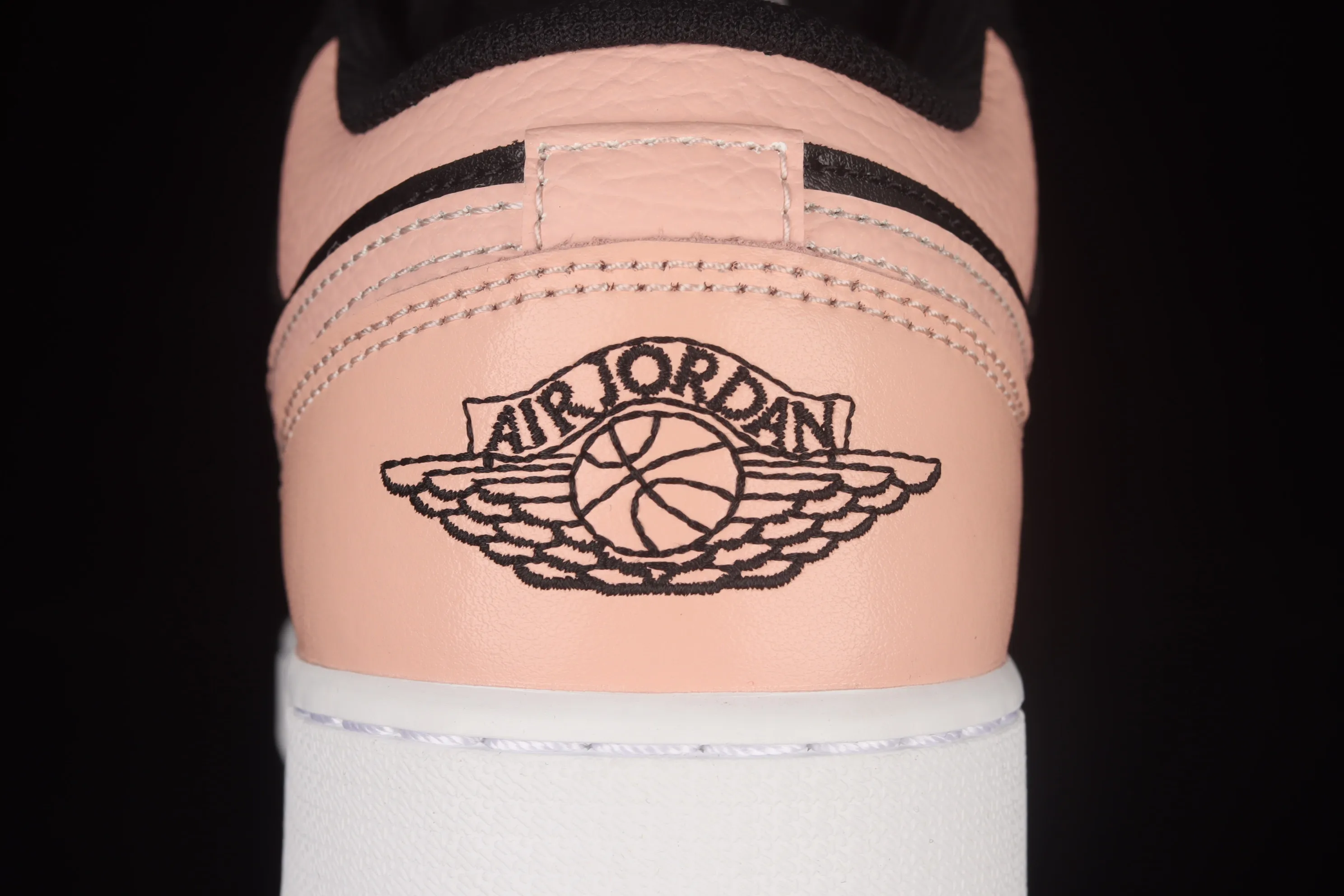 All categories Air Jordan Jordan series basketball shoes Air Jordan 1 Low G version pure original Air Jordan 1 Low AJ1 Joe 1 black powder low-top cultural leisure sports sneakers 553560-034